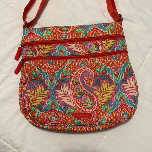 Vera Bradley Paisley In Paradise Pattern Triple Zip Hipster - Picture 2 of 9